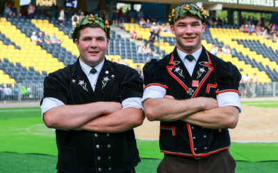 Kränze für Galli und Moser am Bernisch-Kantonalen Schwingfest