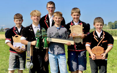 Buebeschwinget Tännlenen: 6 Zäziwiler, 2 Zweige